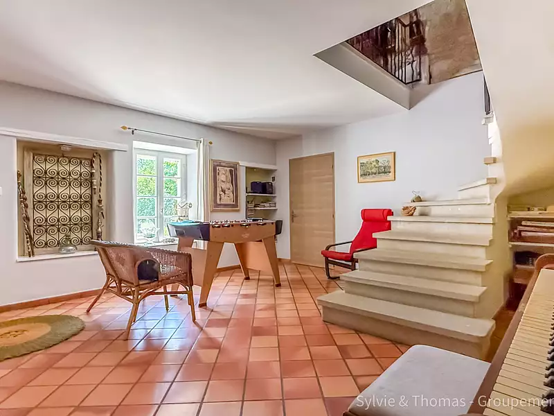 Maison, 326,6 m²