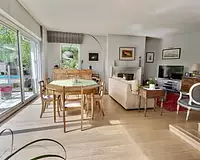 Maison, 235 m²