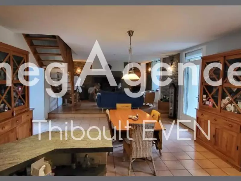 Maison, 310 m²