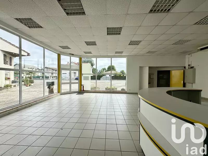 Immeuble, 630 m²