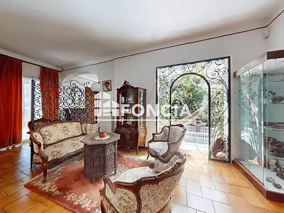 Maison, 248 m²