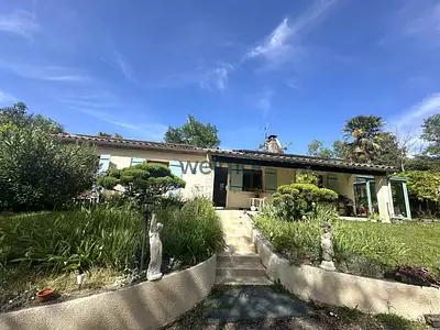 Maison, 242 m²