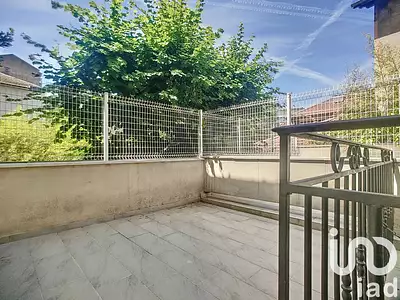 Immeuble, 374 m²