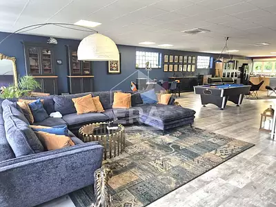 Maison, 297 m²