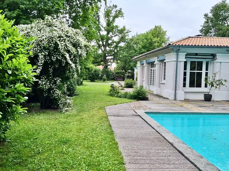 Maison, 204 m²