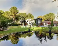Maison, 230 m²