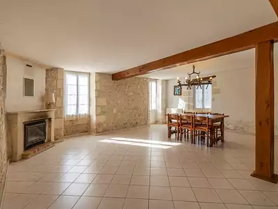 Maison, 220 m²