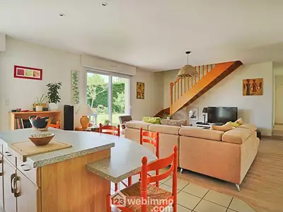 Maison, 175,87 m²