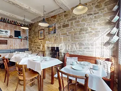 Maison, 367 m²