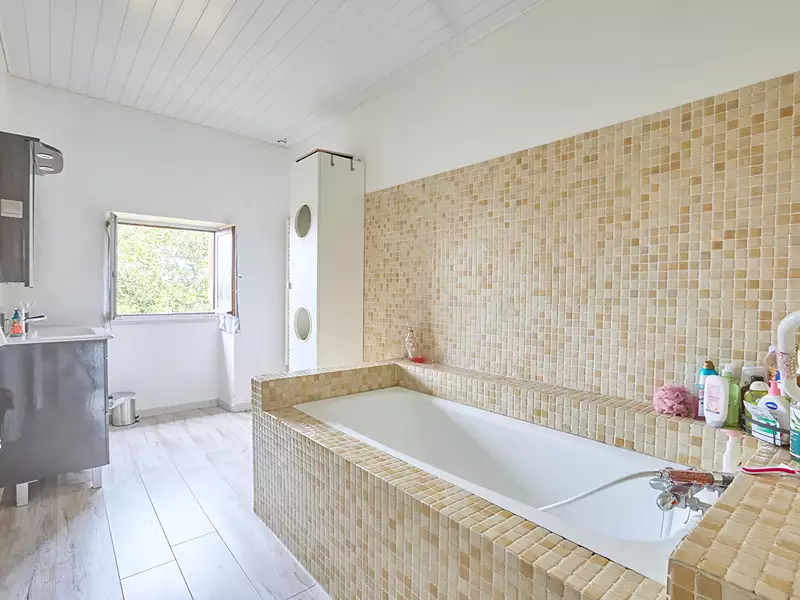 Maison, 181 m²
