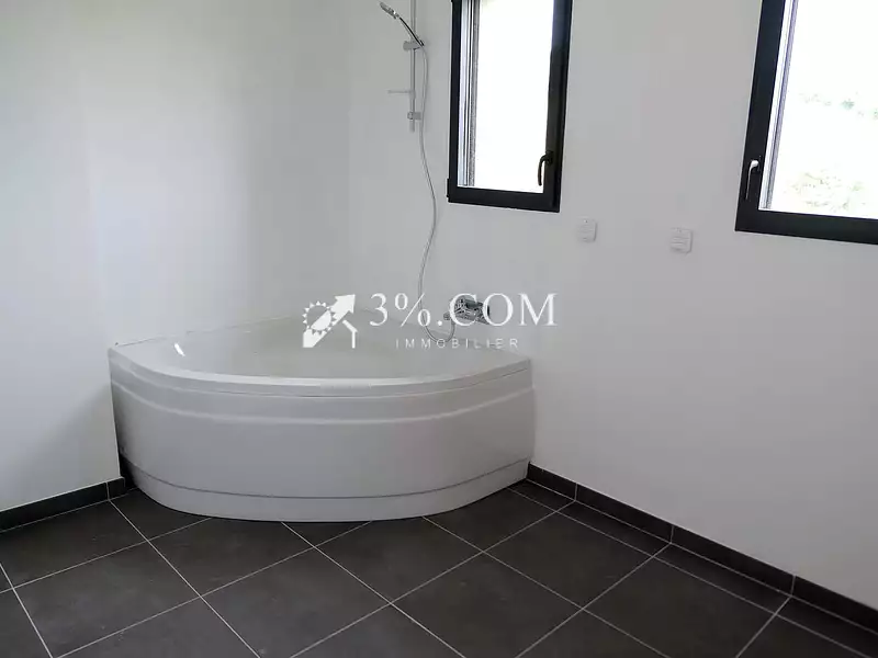 Maison, 122 m²