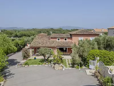 Maison, 278 m²