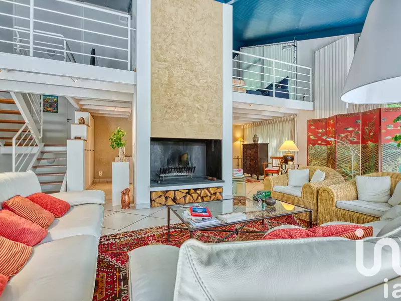 Maison, 220 m²