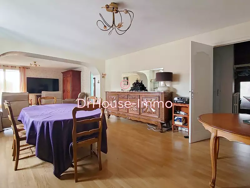 Maison, 193,69 m²