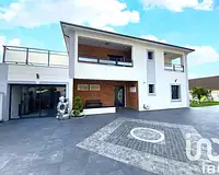 Maison, 325 m²