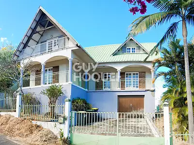 Maison, 176 m²