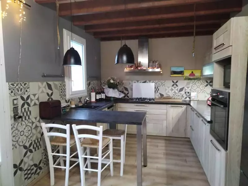 Maison, 205 m²