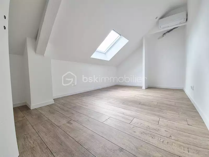 Maison, 147 m²