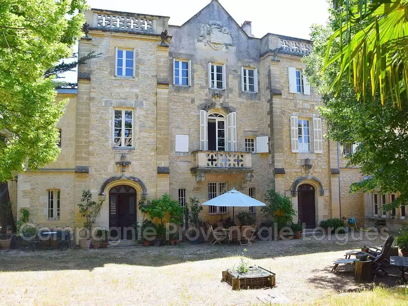 Maison, 1 150 m²