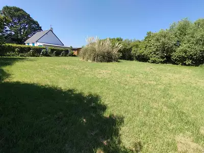 Terrain, 685 m²