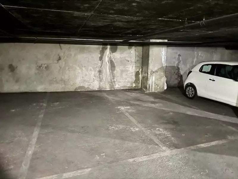 Parking, 33 m²