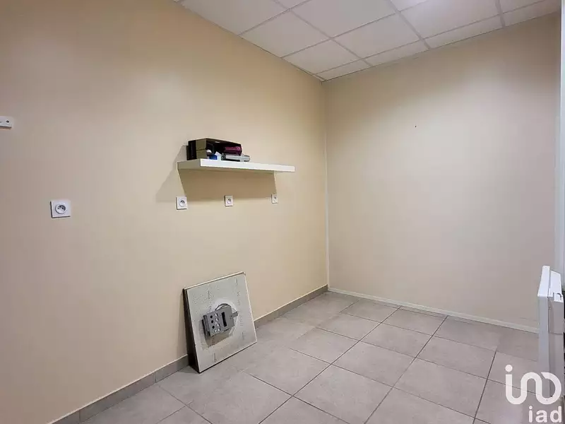 Divers, 50 m²