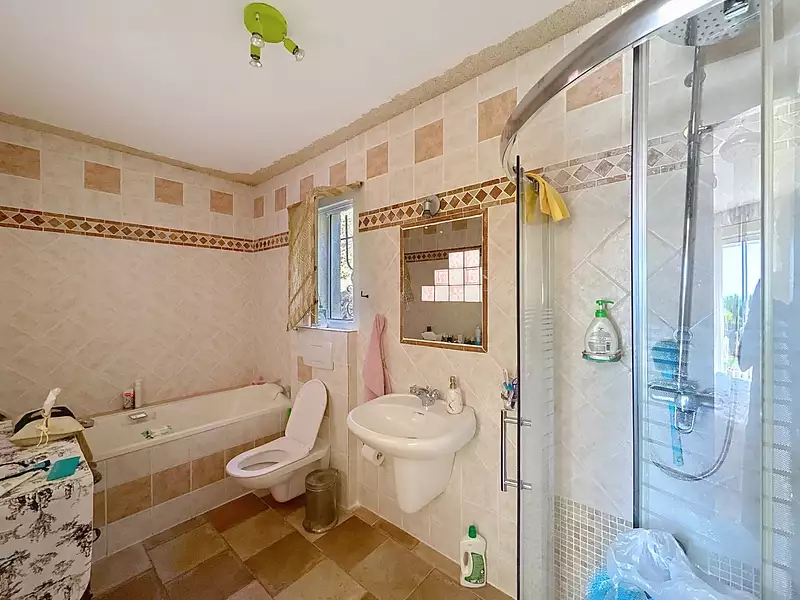 Maison, 330 m²