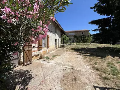 Maison, 317 m²