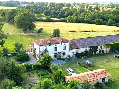 Maison, 389 m²