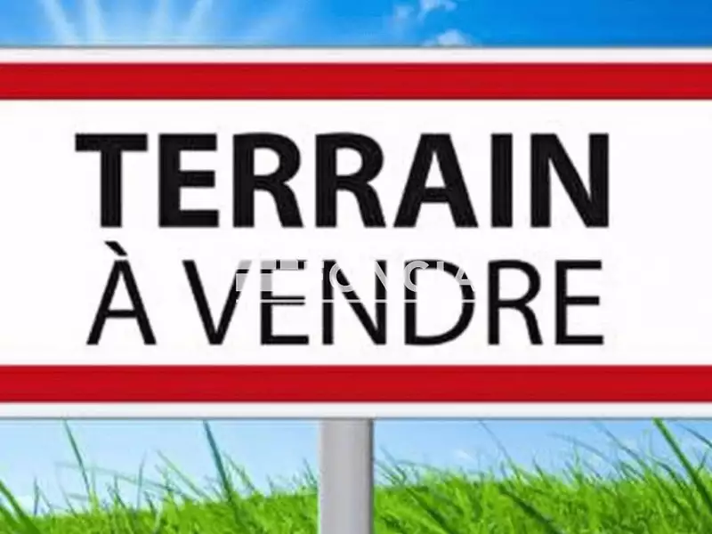 Terrain, 1 050 m²