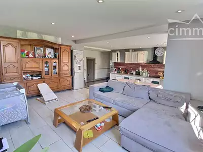 Maison, 143 m²
