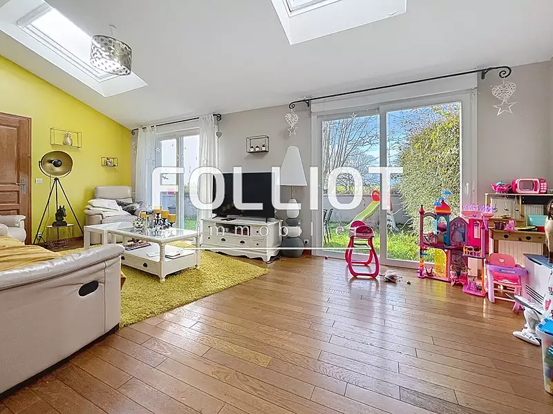 Maison, 121 m²