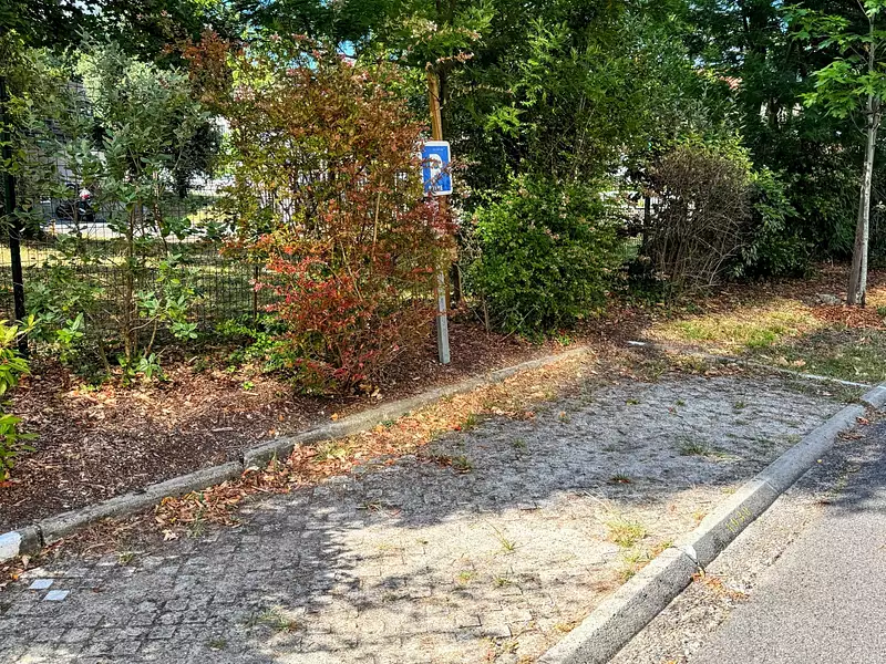 Parking, 15 m²