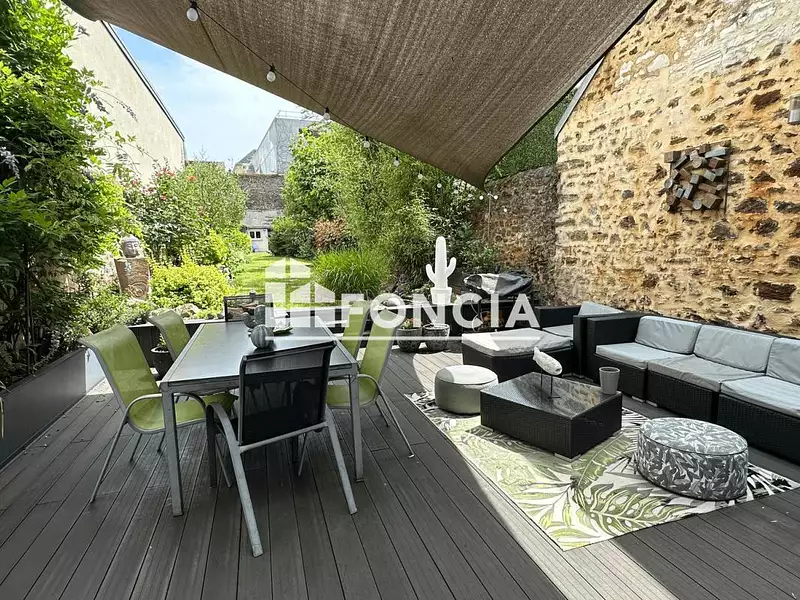 Maison, 274 m²