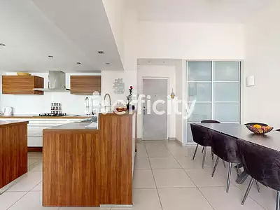 Appartement, 160 m²