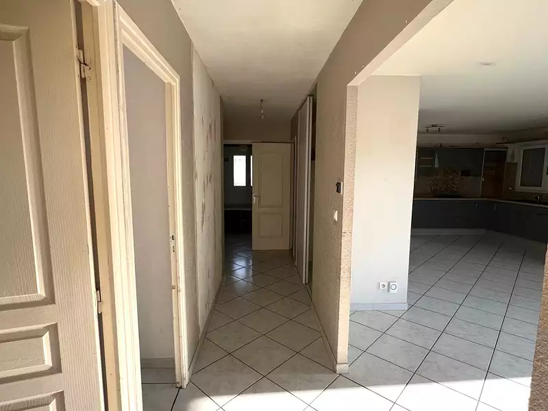 Maison, 210 m²