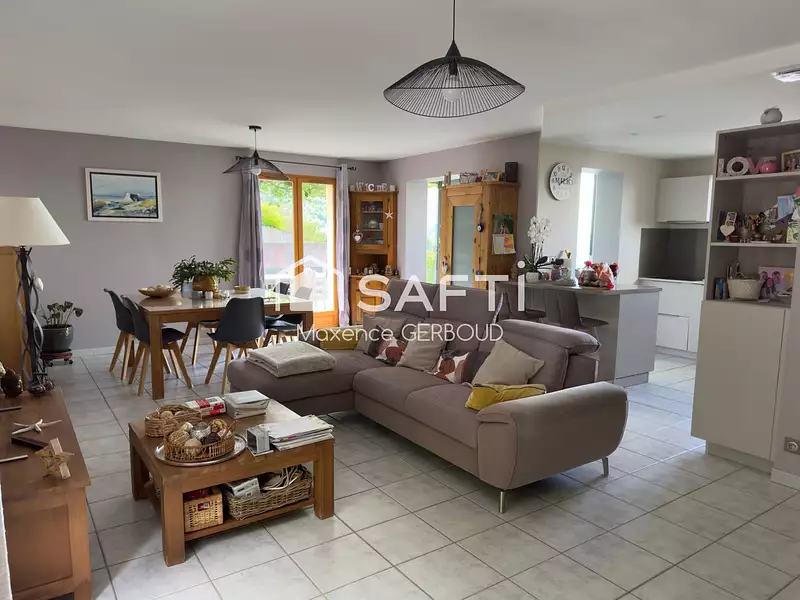 Maison, 160 m²