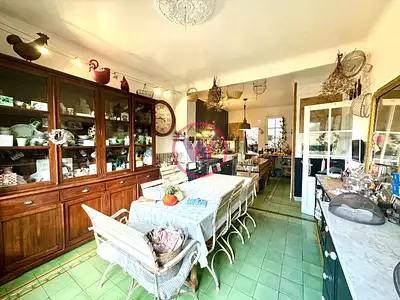 Maison, 227 m²