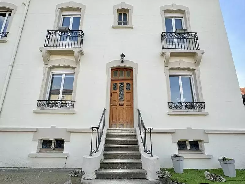 Maison, 285 m²