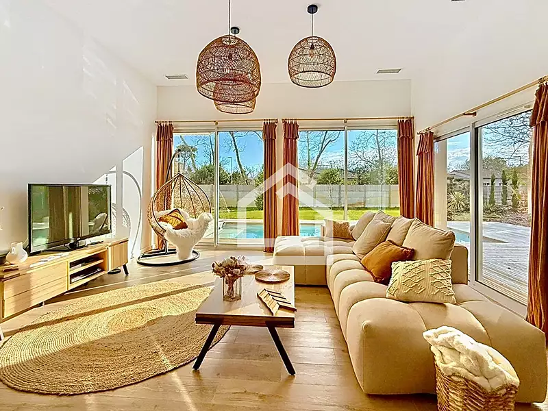 Maison, 190 m²