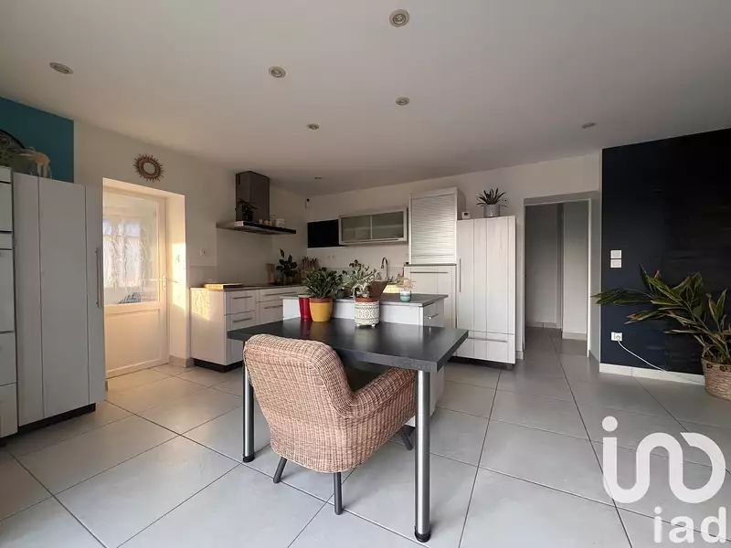 Maison, 210 m²