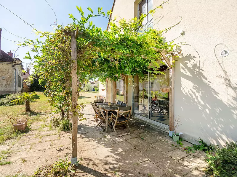 Maison, 245 m²