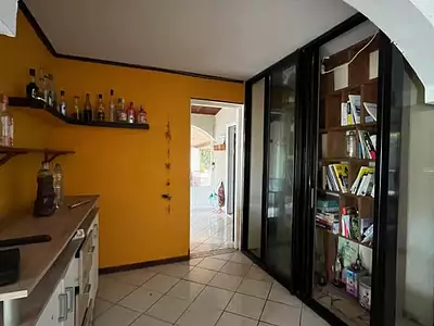 Maison, 250 m²