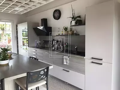 Maison, 169 m²