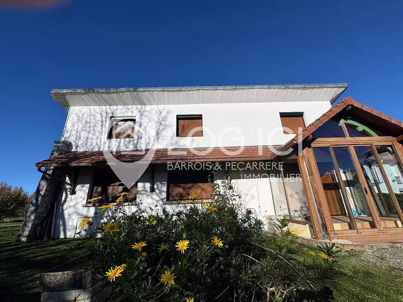 Maison, 146 m²