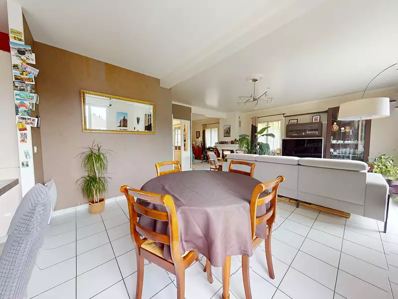 Maison, 200 m²