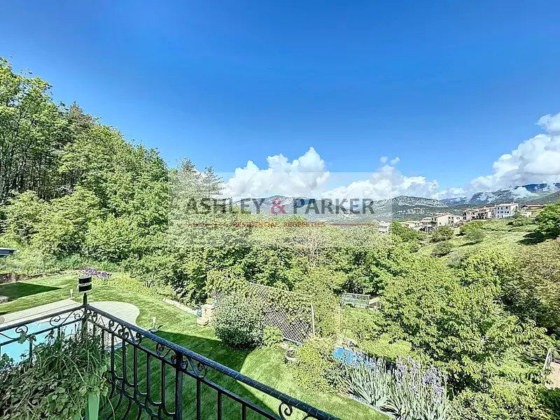 Maison, 135 m²