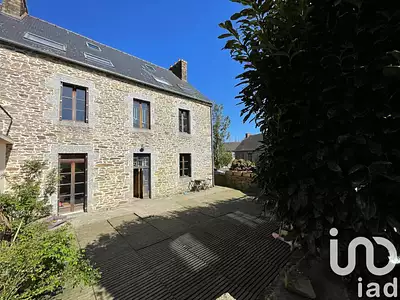 Maison, 196 m²