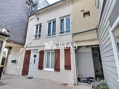 Maison, 87 m²