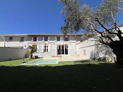Maison, 180 m²